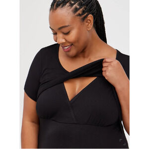 Torrid Size 2 Black V-Neck Nursing Top